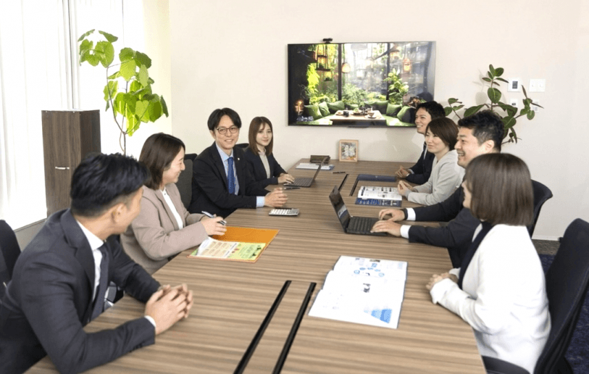②